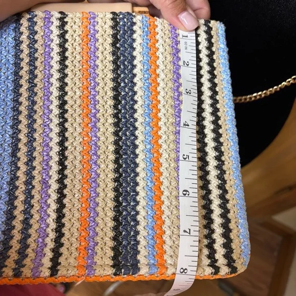 Haute Hippie Raffia Multicolor‎ Purse With Gold Chain Strap And Wooden Handles - Picture 4 of 7